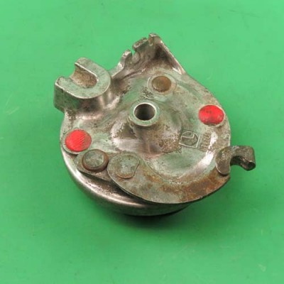Brakeplate front wheel Puch Maxi